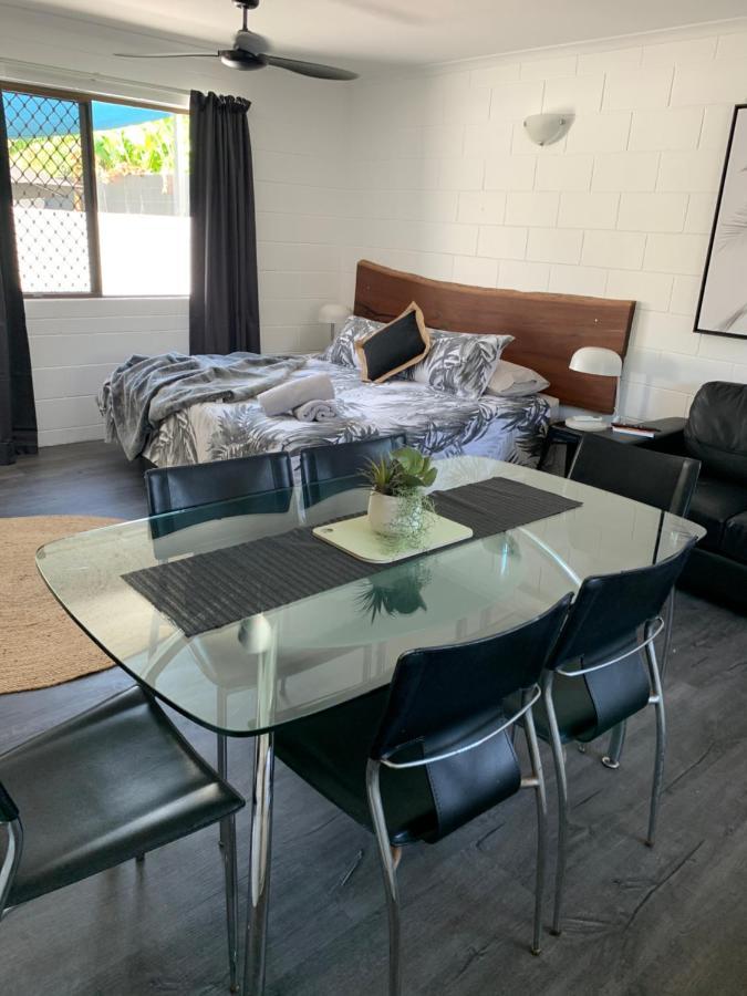 טאונסביל Motel On Mitchell מראה חיצוני תמונה