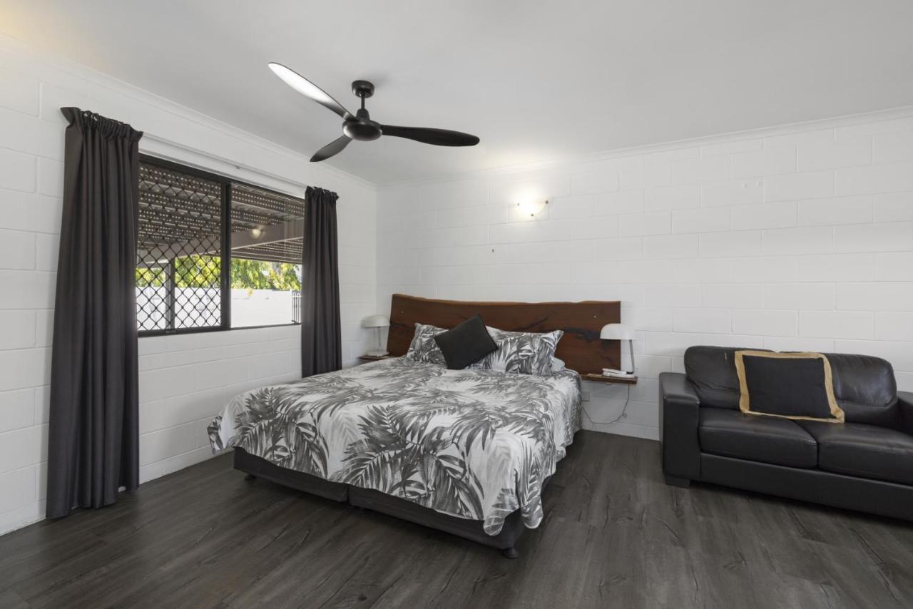 טאונסביל Motel On Mitchell מראה חיצוני תמונה