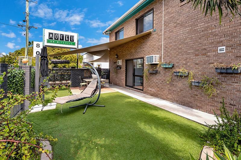טאונסביל Motel On Mitchell מראה חיצוני תמונה
